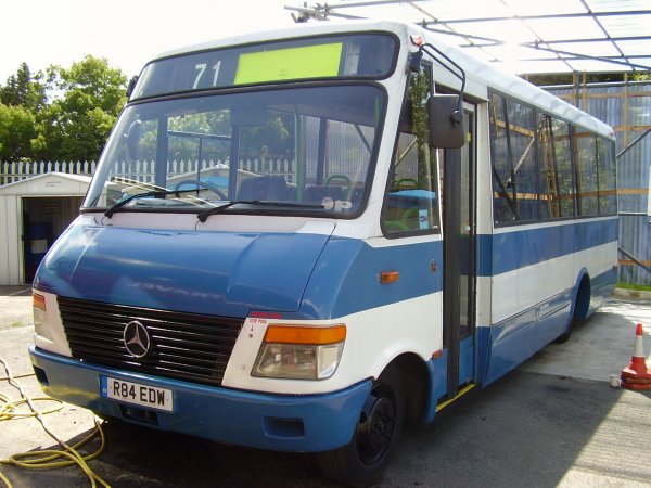 Mercedes Autobus R84EDW
