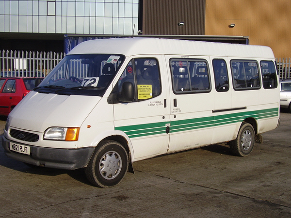 Ford Transit Minibus W821RJT
